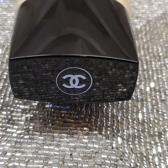 SOLD!! CHANEL Precision Soleil Identite' Bronzer - Picture 3 of 6